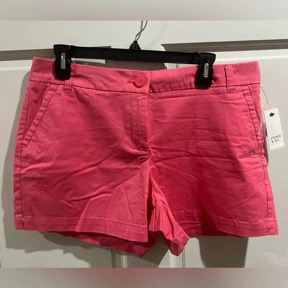 NWT Crown & Ivy Pink Shorts Size 12p - Picture 1 of 3